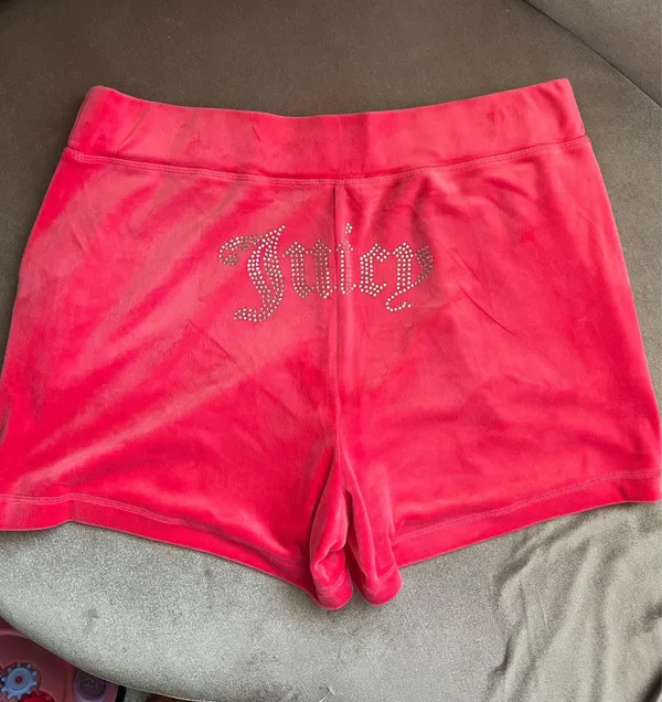Size L Juicy Couture Y2K Velour Bling Matching Shorts Set Watermelon pink - Image 2