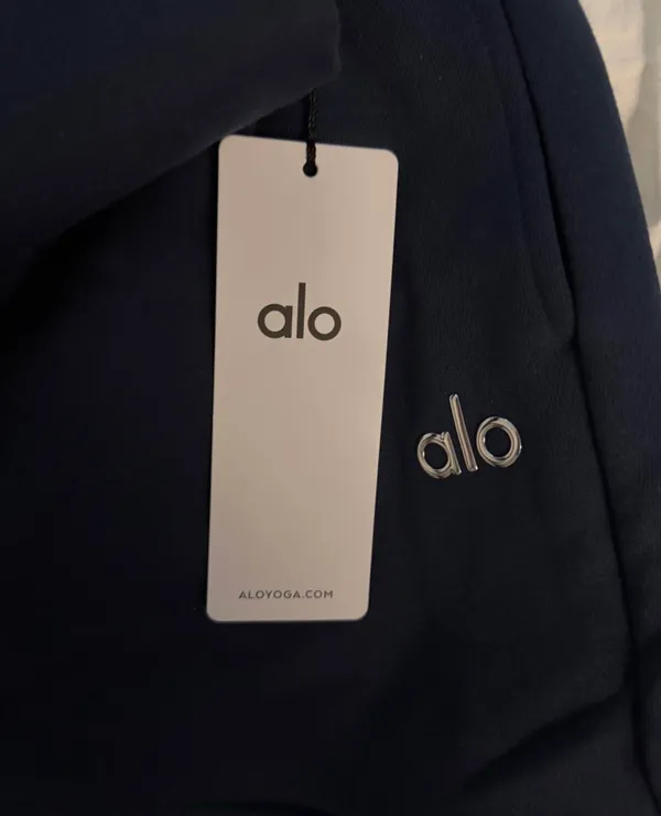 Alo Yoga Set - Image 4