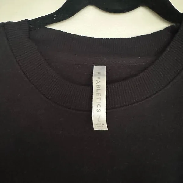 Brand new Fabletics Black Crewneck - Image 3