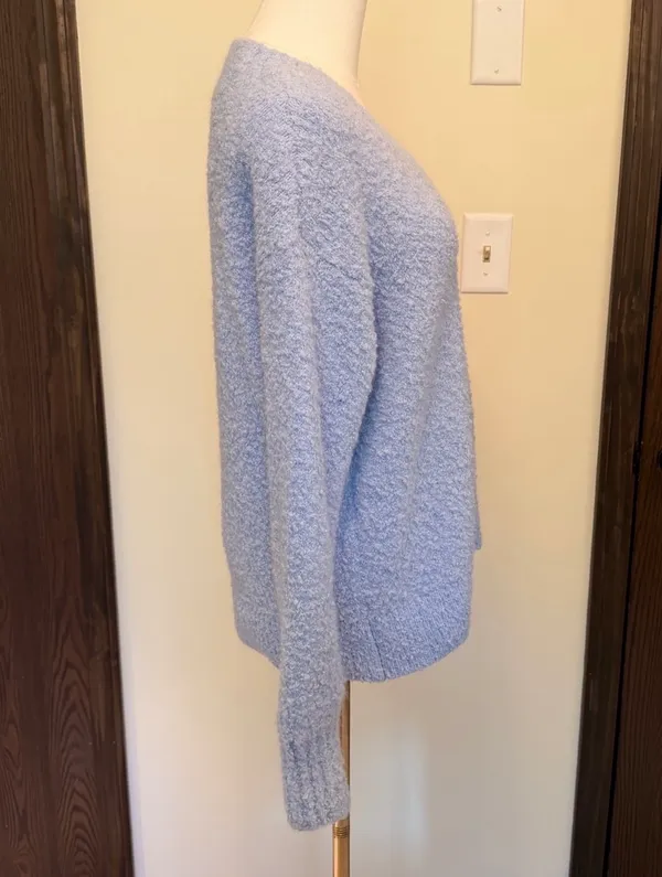 Aerie light blue v-neck oversized fuzzy knit sweater - Image 4