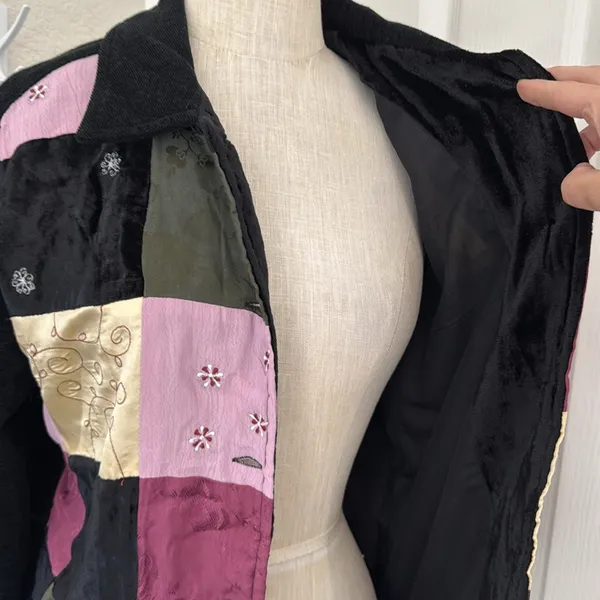 Vintage y2k Patchwork & satin whimsigoth velvet jacket - Image 10