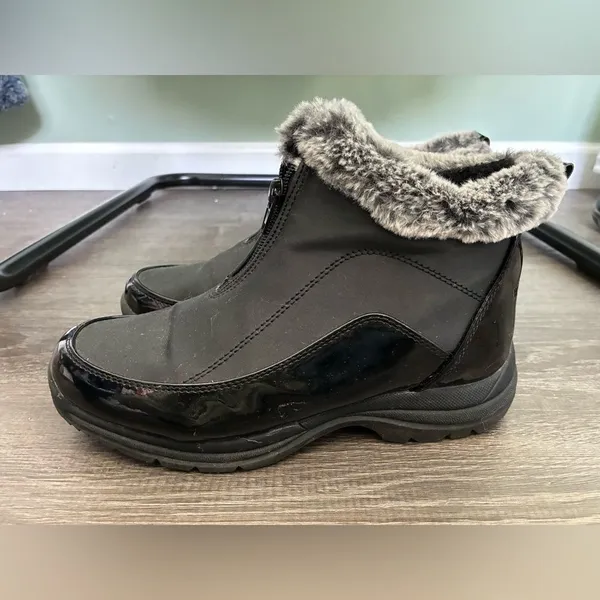 Weatherproof Women’s Black Faux Fur Lined Winter Snow Ankle Bootie Rona Sz 7 - Image 2