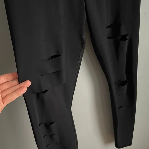 Alo‎ Yoga Womens Ripped Cutout Warrior Leggings Black Small High Waisted Workout - Image 3