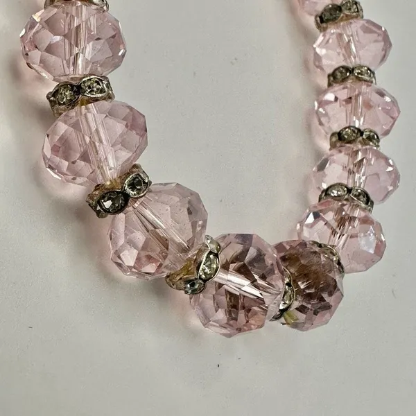 Pink crystal stretchy bracelet - Image 4