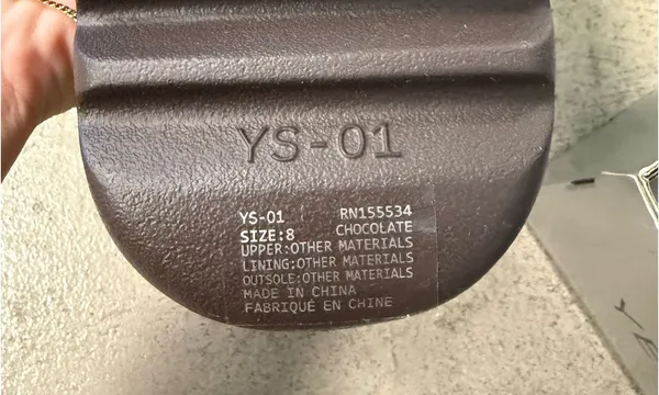 Yeezy Slides - Image 5