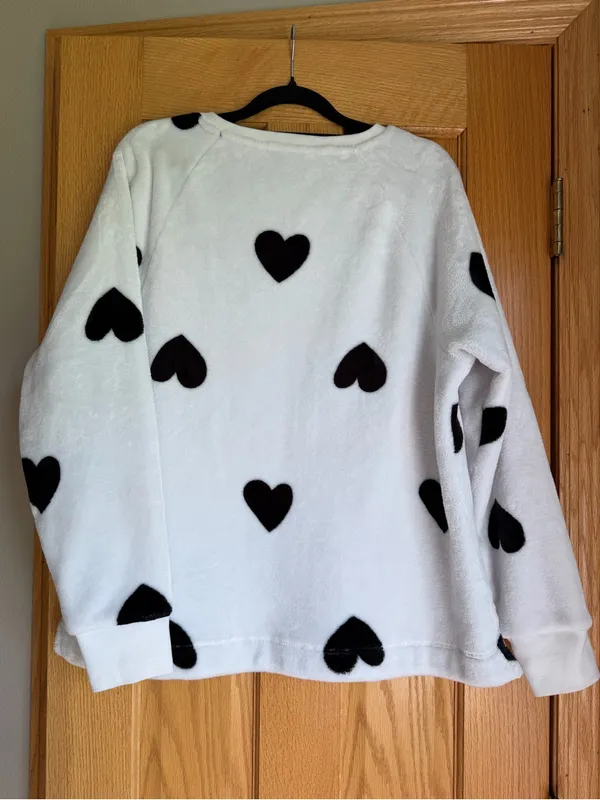 LOFT Faux Fur Plush Heart Crewneck Sweatshirt White Black L Large - Image 3