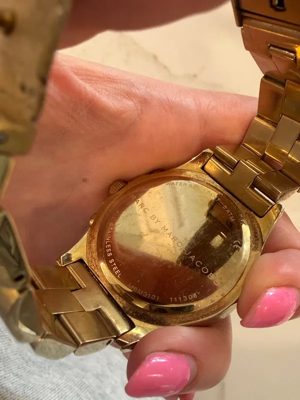 Marc by Marc Jacobs Gold Watch - Image 5