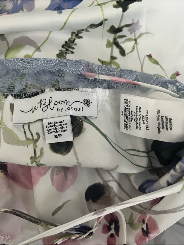 White Pink Floral Satin Lace Cami Top Small Romantic Cottagecore Sleepwear - Image 6