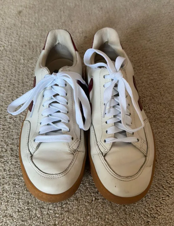 VEJA Sneakers - Image 2
