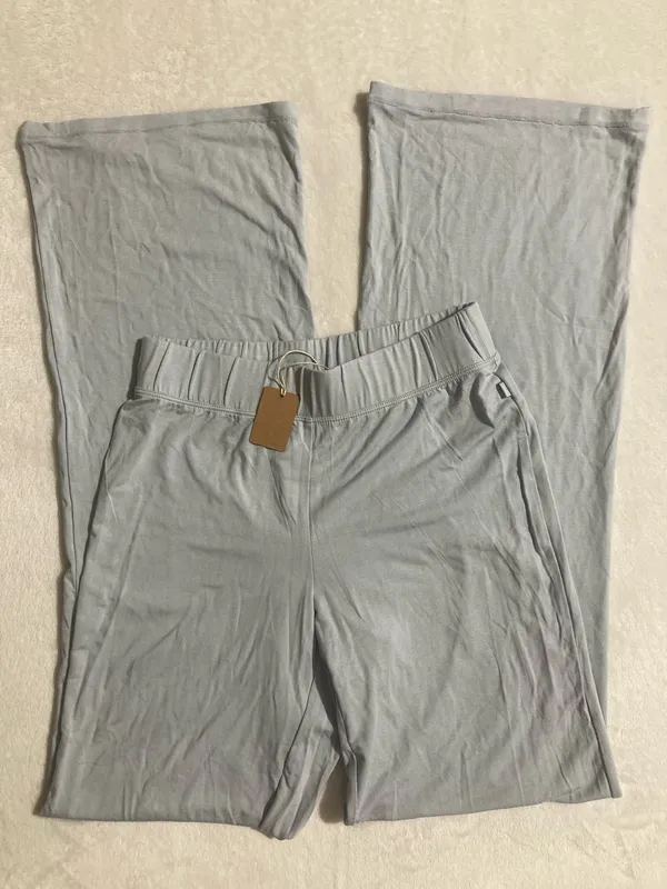 SKIMS Zen Blue Pajama Set - Image 5