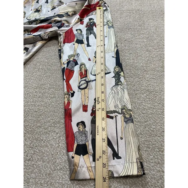 Taylor Swift Pajama Shirt Size M Multicolored AOP Red Taylor's Version Eras - Image 12