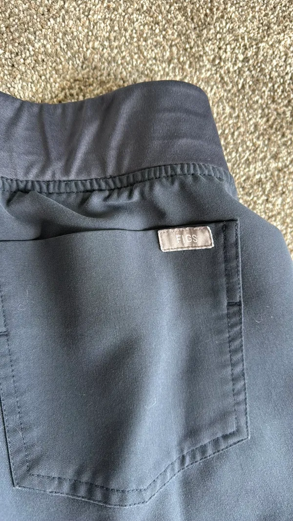 FIGS Scrub Pants - Image 4