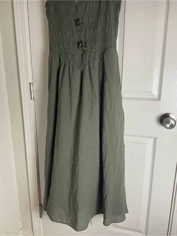 American Eagle Smocked Midi Dress in Olive Green – Size Small - Image 3
