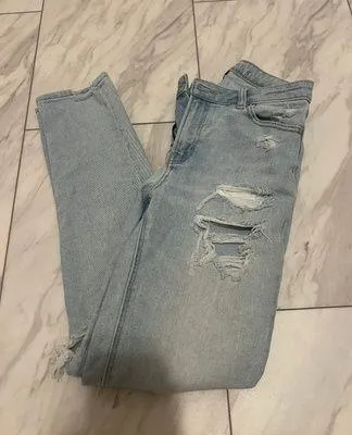 American Eagle Jeans - Image 2