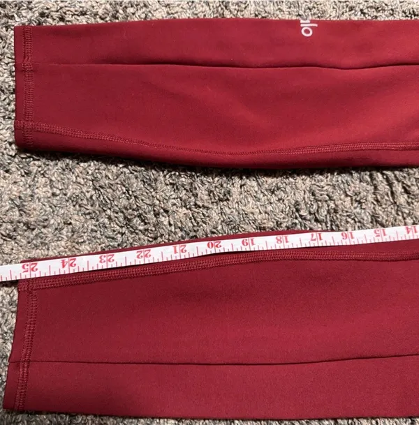Alo Yoga Leggings - Image 5