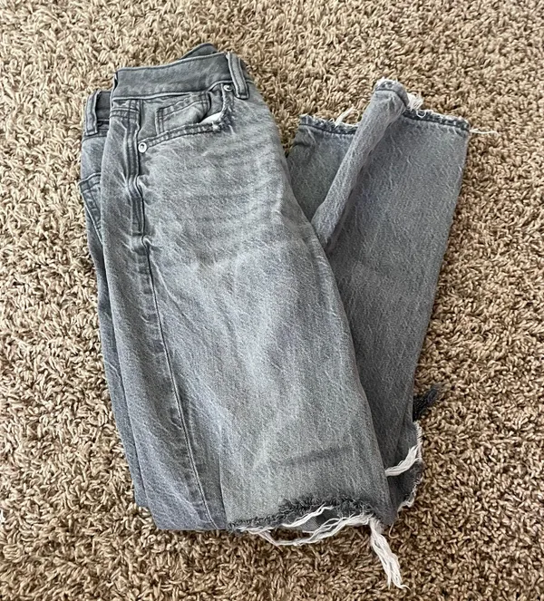 American Eagle jeans - Image 2