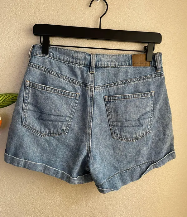 American eagle mom shorts - Image 2
