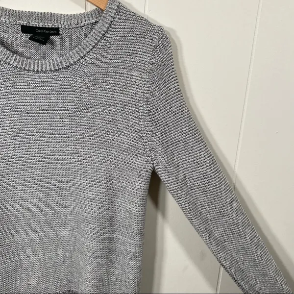 Calvin Klein Jeans Gray Marl Knit Ribbed Sweater Long Sleeves Size Medium - Image 3