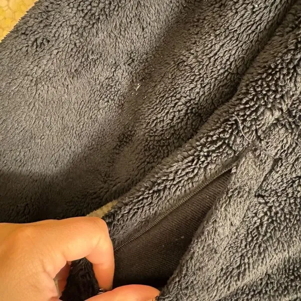 The North‎ Face Black Fleece Osito Womens Zip Up Sweater Large - Image 7