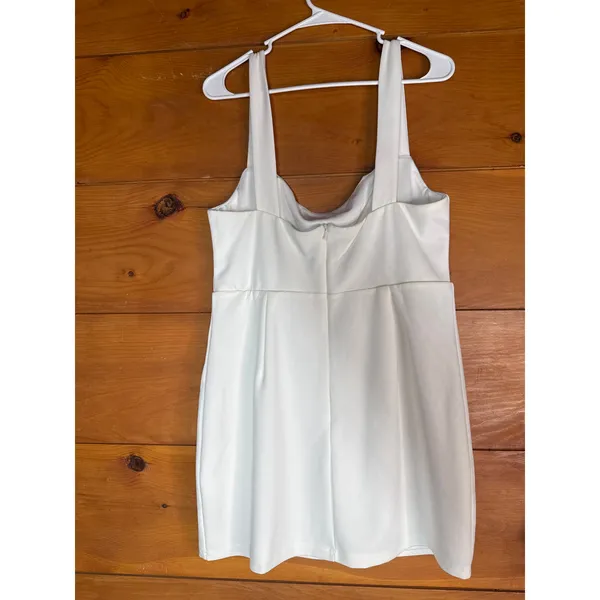 NWT lulus Social Sensation White Square Neck Mini Bodycon Dress Classic Size M - Image 4