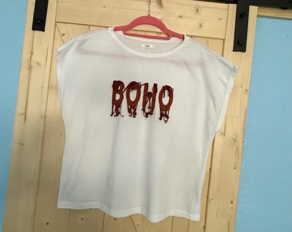 TopMark White "BOHO" Graphic Cap-Sleeve T-Shirt (Size L) - Image 4