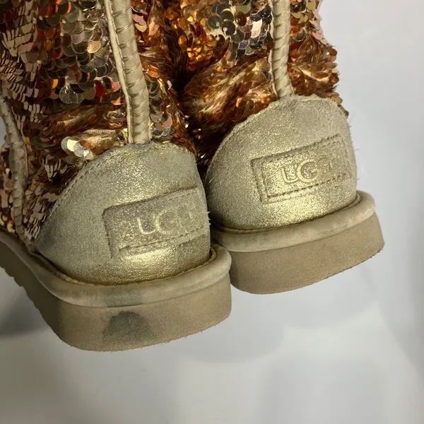 Ugg Classic short sequin boots champagne‎ tan women's size 8 limited edition - Image 5