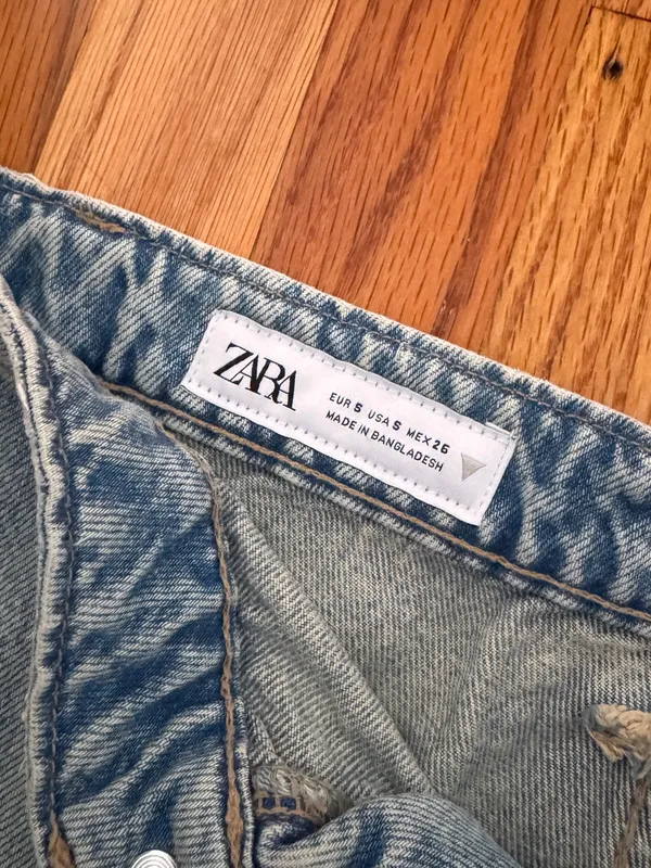 Zara Light Wash Denim Mini Skirt - Image 2