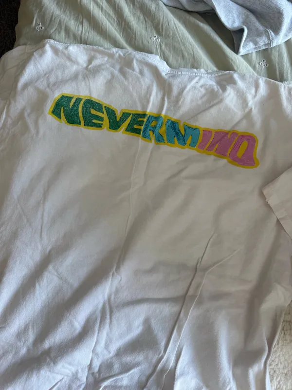 Urban outfitters graphic tee - Image 3