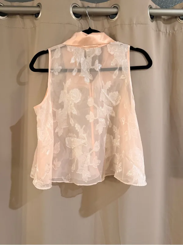 California Dynasty Delicate Sheer Floral Button-Front Top - Image 3