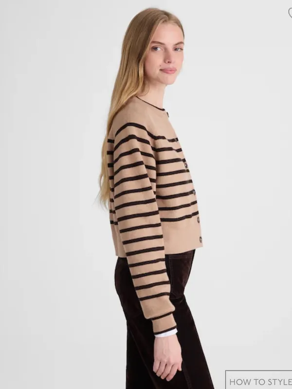 Madewell Raglan-Sleeve Cropped Cardigan in Merino Wool - Image 4
