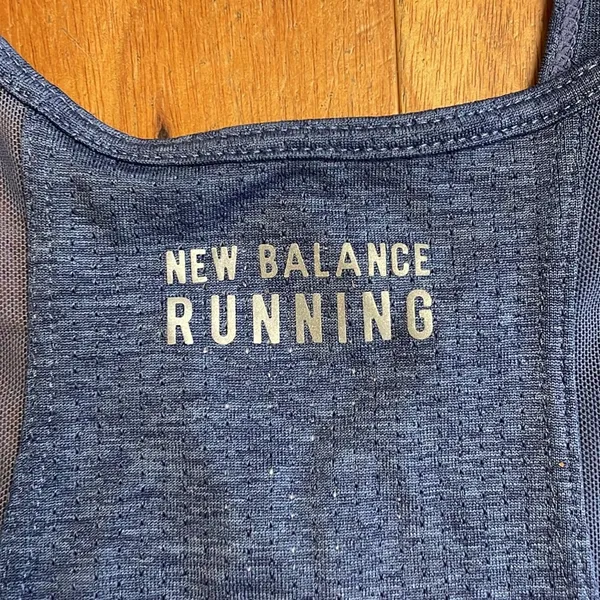 New balance running tank. Women’s size Medium. - Image 5