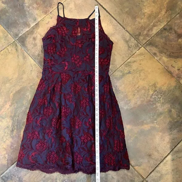 Francesca’s Blue Red Floral Lace Women’s Sleeveless Dress Size Large - Image 8