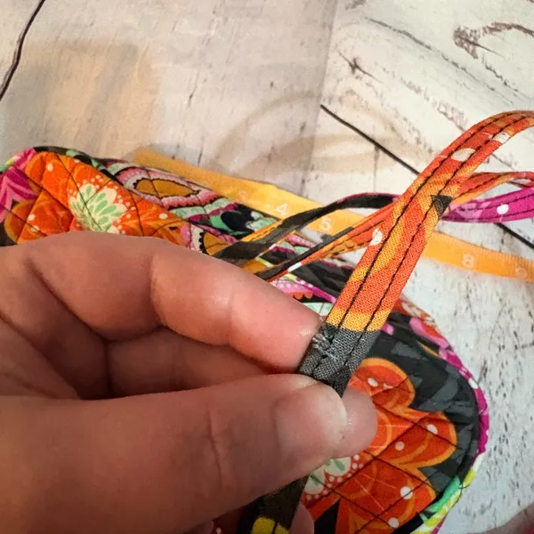 Vera Bradley Small Bag Frannie Ziggy Zinnia 10X5X3" - Image 5