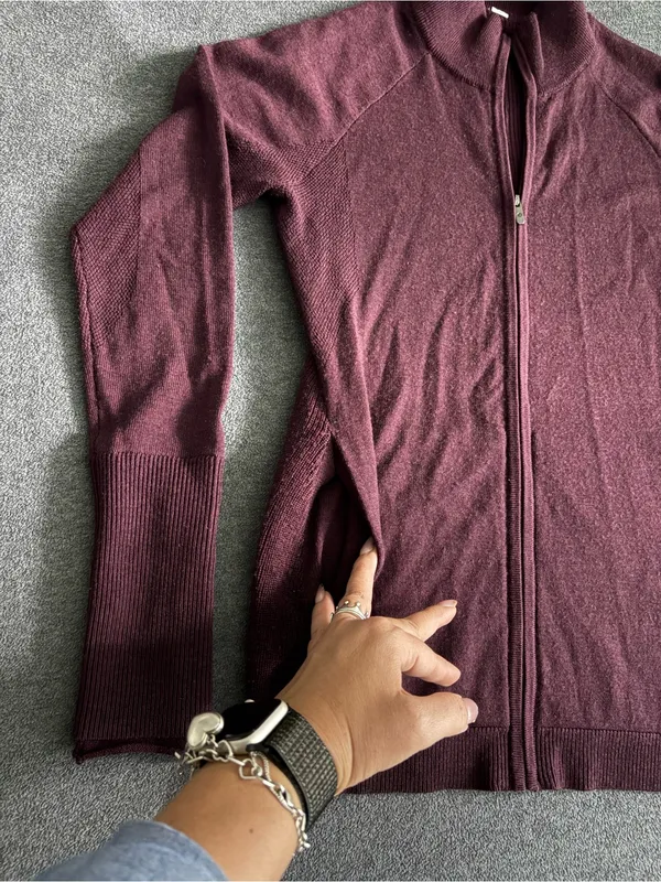 Lululemon Burgundy Wool Full Zip Mock Neck Sweater Jacket Women's - Image 4
