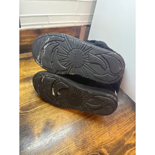 UGG‎ Black Boots Size 6 - Image 11