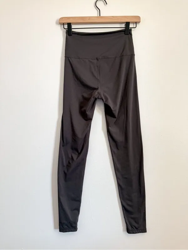 Dark Grey Super High-Waist Athletic Leggings Size XS - Image 4