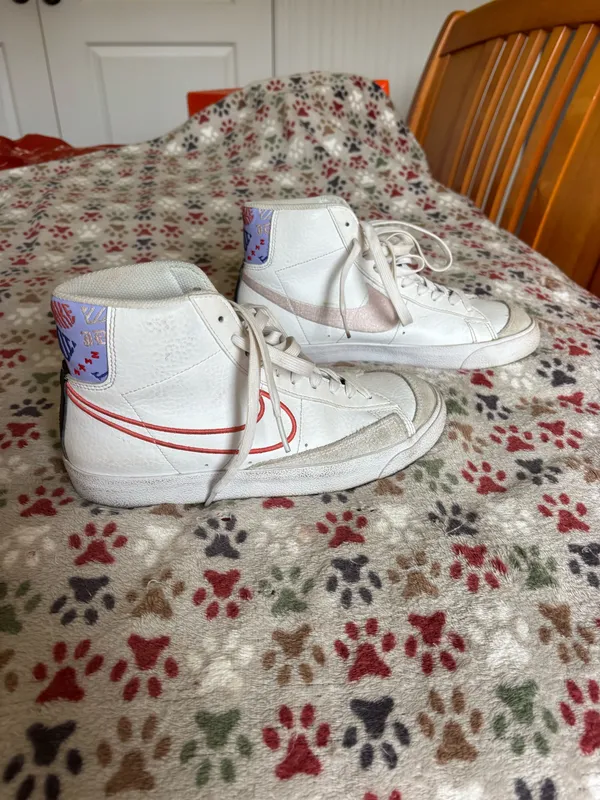Nike Blazers - Image 2