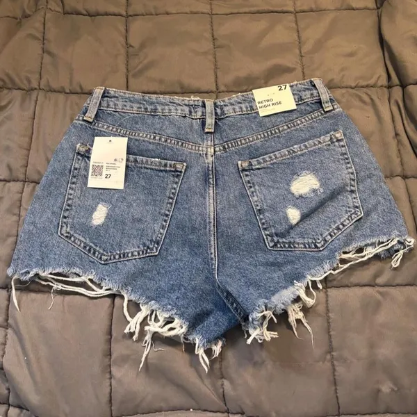 FOREVER 21 Distressed Denim Shorts — Blue | 27 - Image 2