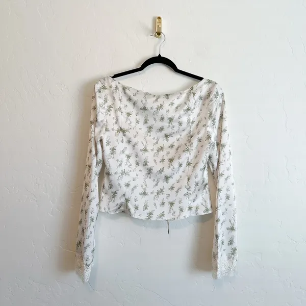 House of CB | Clarissa Garden Print Lace Trim Tie Front Top‎ in Ivory & Green - Image 7