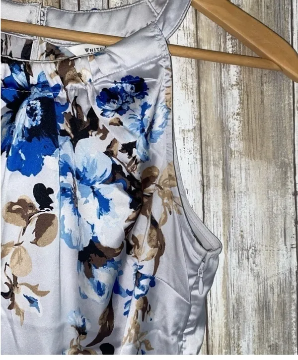White House Black Market Lavender Floral Sleeveless Blouse •XS - Image 2