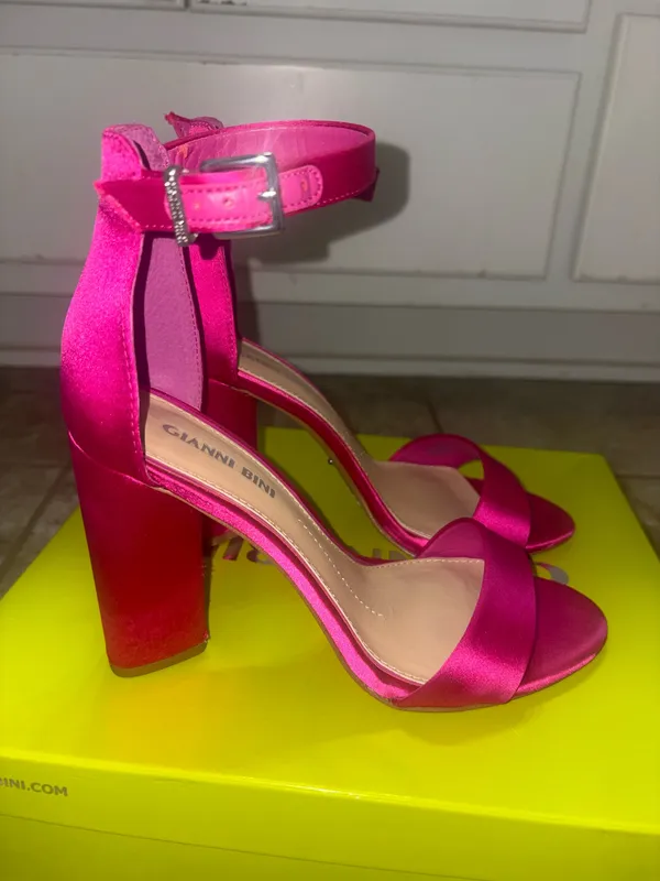 Gianni Bini Fiery Pink Heels Size 7 Never Worn!! - Image 2