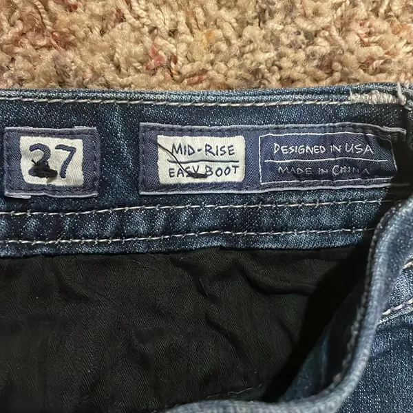 Miss me mid rise easy boot jeans size 27 - Image 6