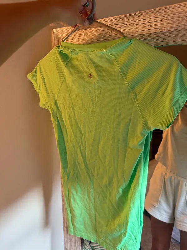 Lululemon Swiftly Short Sleeve - Image 3