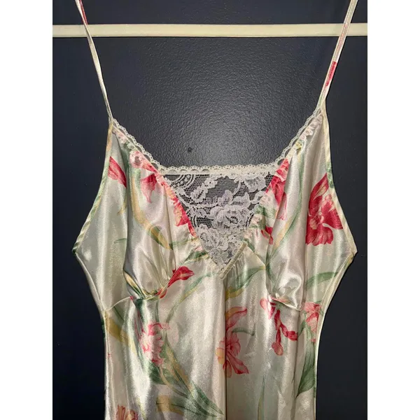 Cacique Floral Satin Chemise Nightgown with Lace Detail - Image 3