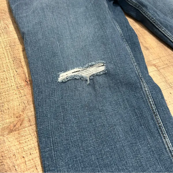 Wrangler High Rise True Straight Crop Jeans Sz 16 Distressed Stretch Denim Plus - Image 2