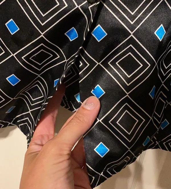 90s VS short sleeve button down pj shirt - Image 5
