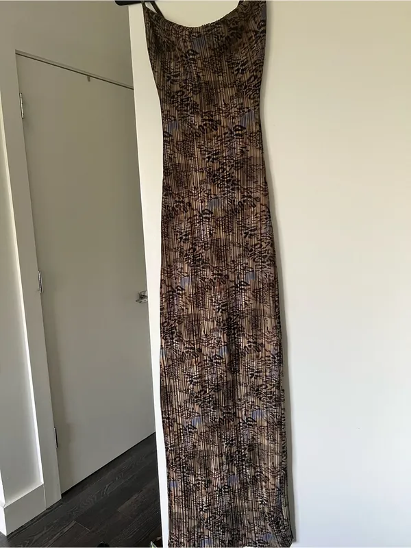PrettyLittleThing Brown Printed Maxi Slip Dress - Image 8