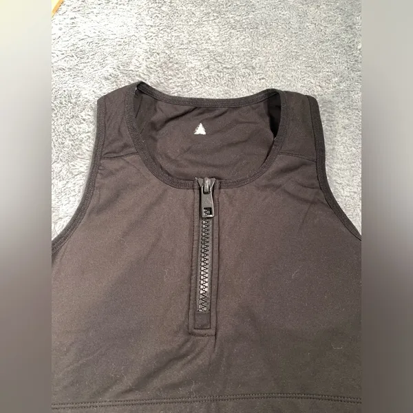 Vitality balance athletica Black Zip-Front sports bra - Image 2