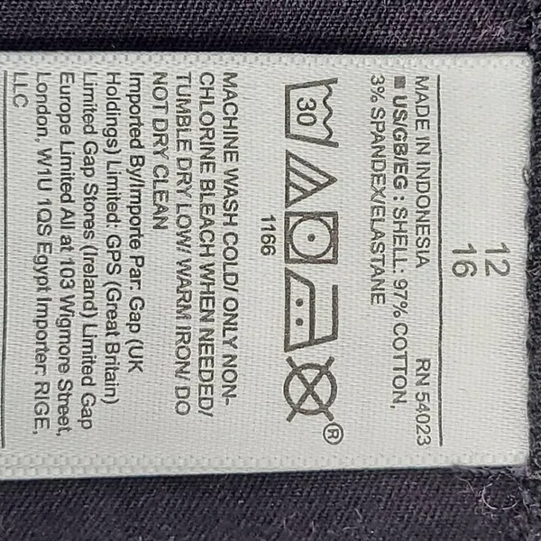 GAP Black 3” Inseam Cuffed Hem Cotton Stretch City Shorts Size 12 - Image 4