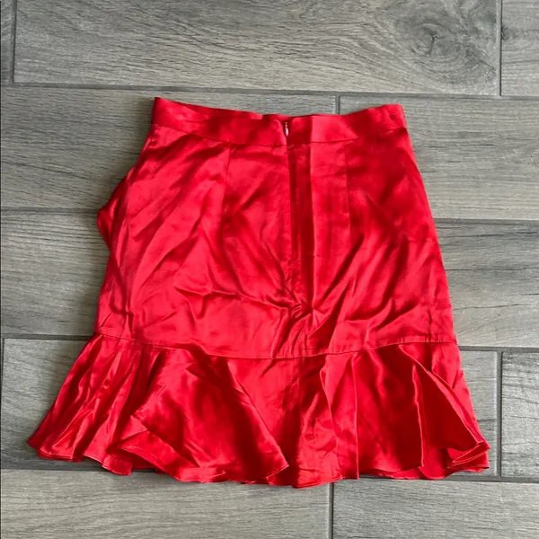 Chic Asymmetrical Red Skirt Size XS - Image 4